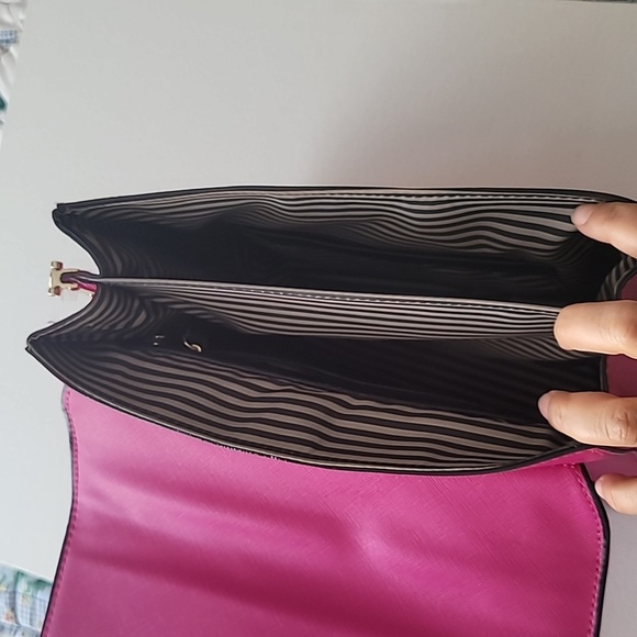 Elegant Pink Handbag - Picture 5 of 10